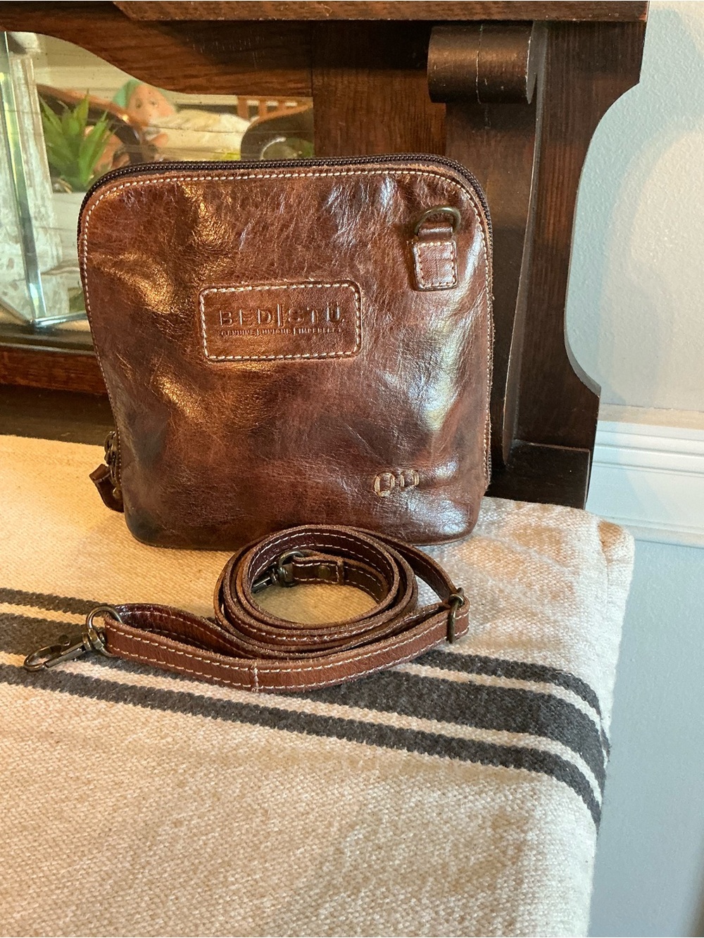 NWOT Bed Stu Leather Ventura Clutch Crossbody Belt Bag Teak Rustic Retail $155 - Picture 3 of 13